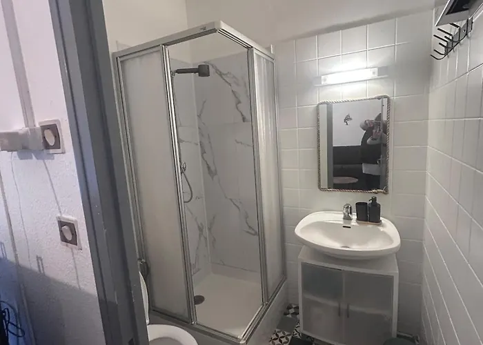 Joli F2 Le Du Tot Rdc Apartment *